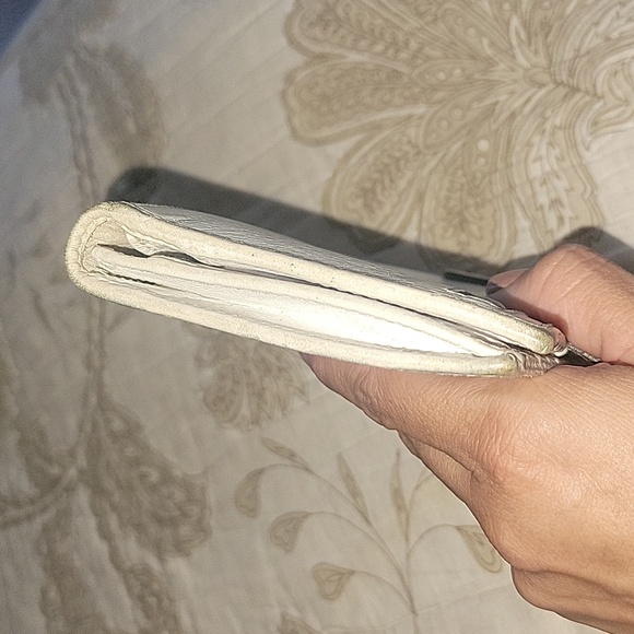 Gucci Beige GG Canvas and Leather Web Continental Wallet - Picture 8 of 10